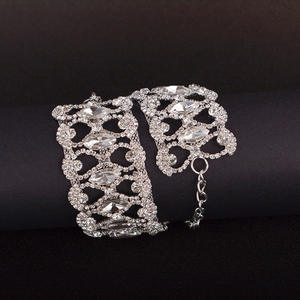 <span class=keywords><strong>Gargantilla</strong></span> de varias capas con diamantes de imitación para mujer, collar de cristal corto Sexy, joyería de boda - Product Image 4