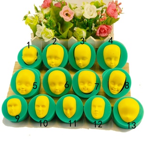 แม่พิมพ์ซิลิโคน 3 มิติ แบบนำกลับมาใช้ใหม่ สำหรับทำเค้ก ฟองดองท์ คัพเค้ก สบู่ทำมือ DIY มัฟฟิน อบขนม ไม่ติดกระทะ - รูปทรงสี่เหลี่ยม ลายมาริโอ้ ตัวอักษร ดาว - Product Image 3