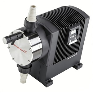 Pompe doseuse numérique Grundfos DME en acier au carbone 6 L/H pour solutions aqueuses et acides/alcalines - Product Image 2