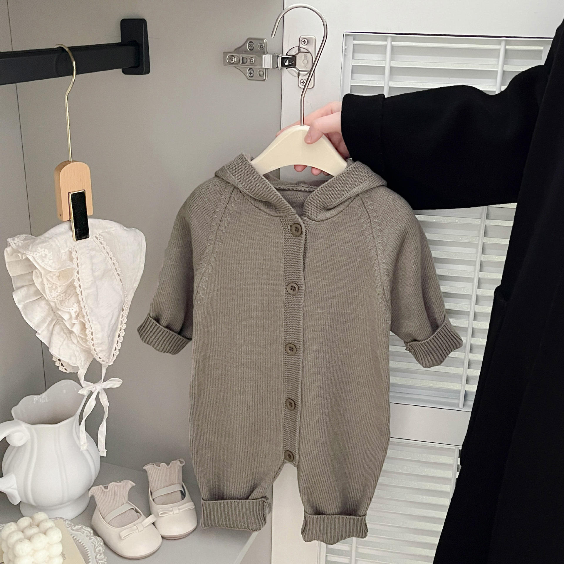 สีน้ำตาล