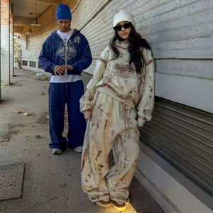 Conjunto de Sudadera con Capucha y Pantalones Deportivos Oversize de Felpa Francesa 100% Algodón, con Logotipo Personalizado, Efecto Desgastado y Lavado, 500 g/m² - Product Image 1