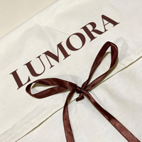 Pochette en toile personnalisée avec logo, ruban et nœud, sac anti-poussière de luxe en coton pour emballage de pyjamas (vente en gros)