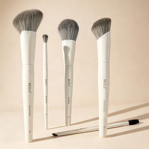 Ensemble de 5 pinceaux de maquillage blancs Vega, ensemble de pinceaux de maquillage à manche blanc, pinceaux de maquillage pour femmes, outils de beauté - Product Image 1
