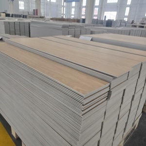Pavimento <span class=keywords><strong>in</strong></span> Vinile SPC di Alta Qualità, Sistema a Incastro, Antiscivolo, Rivestimento UV, Impermeabile per Uso Residenziale e Commerciale Interno - Product Image 3