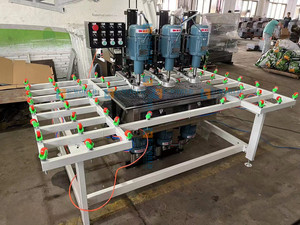 เครื่องเจาะกระจก CNC 3 หัว ความแม่นยำสูง 380V โครงเหล็ก พร้อมระบบแกะสลักอัตโนมัติ สำหรับการแปรรูปกระจกขนาด 3-19 มม. - Product Image 4