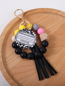 Pulsera de cuentas de silicona más vendida, colgante de cuentas de madera, llavero de acrílico con dibujos animados, colgante para bolso, llavero - Product Image 2