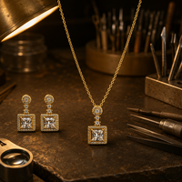 Ensemble collier et boucles d'oreilles classiques avec pendentif en zircon taille princesse |   Bijoux en cuivre 2 pièces