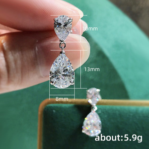 Orecchini Pendenti a Goccia in Cristallo a Forma di Pera per Donne, Eleganti Accessori di Moda per Uso Quotidiano - Product Image 5
