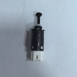 Interruptor de luz de freno 8200276361 para Renault LCV Europa, pieza de repuesto - Product Image 4
