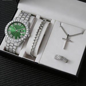 Reloj Elegante Plateado con Detalles de Cristal en Toda la Superficie, Esfera Vibrante, Incluye Accesorios de Joyería en Caja de Regalo - Product Image 5