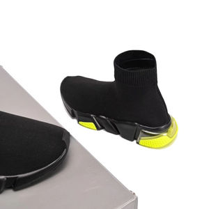 รองเท้าลำลองผู้ชายรุ่นใหม่ปี 2026 ยี่ห้อขายดี โลโก้ปรับแต่งได้  วัสดุถัก  รองเท้าสเก็ตบอร์ดผู้ชายสุดหรู - Product Image 4