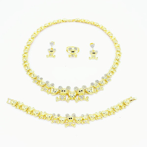 Vente en gros de bijoux classiques en alliage plaqué or 'I Love You' Embrasser et embrasser pour <span class=keywords><strong>la</strong></span> mariée pour les occasions d'anniversaire - Product Image 5