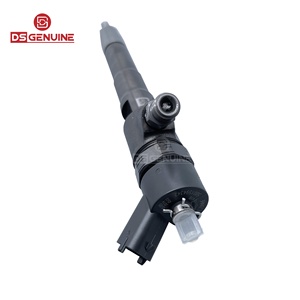 Nuovo OEM Common Rail iniettore Diesel 0445110682 0445110520 0445110418 0445110369 <span class=keywords><strong>0445110351</strong></span> - Product Image 3