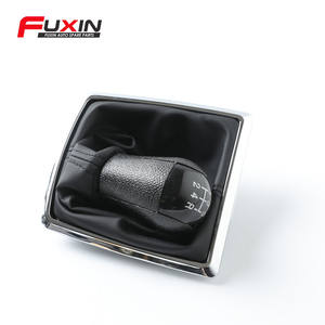 Poignée de levier de vitesse en cuir Fuxin 5/6 vitesses avec rotule intégrée pour Ford Focus - Product Image 5