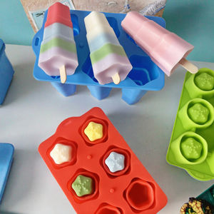 Molde <span class=keywords><strong>de</strong></span> <span class=keywords><strong>silicona</strong></span> <span class=keywords><strong>plegable</strong></span> en forma <span class=keywords><strong>de</strong></span> estrella, grado alimenticio, DIY, helado, barras <span class=keywords><strong>de</strong></span> hielo, cubos <span class=keywords><strong>de</strong></span> pastel - Product Image 3