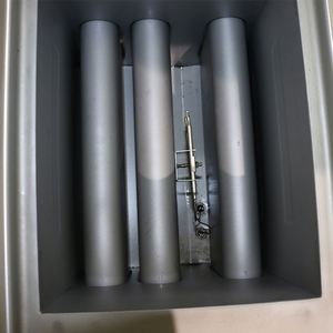 Friteuse à gaz professionnelle verticale en acier inoxydable, personnalisée, à un seul cylindre, avec 2 paniers, minuteur et armoire - Product Image 3