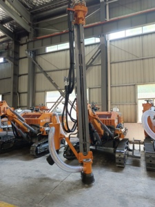 Máquina de excavación de roca 421T de superficie DTH integrada de alto rendimiento, plataforma de perforación de núcleo, nuevo motor para minería geológica dura - Product Image 5