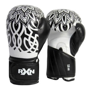 Guantes de Boxeo de Cuero de Primera Calidad para Entrenamiento de Boxeo o Ejercicios de Fitness Disponibles para la Venta - Product Image 5