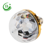 Meilleure Vente Ampoule LED E27 3W Multicolore Rotative Effet Disco Boule Magique Scène