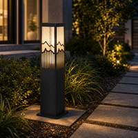 Lampe de balise extérieure E27 moderne en métal noir pour jardin avec verre texturé