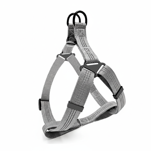 Harnais réfléchissant anti-traction pour chien, doux, réglable, confortable, pour la promenade et l'entraînement en extérieur, gris, taille L - Product Image 1