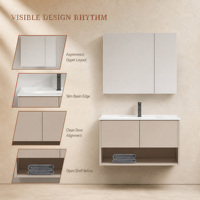 Meuble de salle de bain mural double porte avec vasque en céramique, étagère ouverte, gris chaud, en aluminium alvéolé, avec lavabo intégré