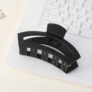 Pince à cheveux grande taille en plastique couleur unie style rétro français pour femme - Product Image 4