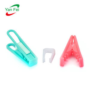 Vente en gros de pinces à <span class=keywords><strong>linge</strong></span> en plastique colorées et bon marché, en fer injecté, pour sacs et chaussures, à utiliser en blanchisserie ou comme pinces à <span class=keywords><strong>linge</strong></span> - Product Image 3