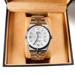 Montre mécanique automatique de luxe haut de gamme pour homme, design moderne, série tendance, acier inoxydable, résistante à l'eau 5 bars - Product Image 2
