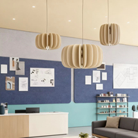 Panneaux muraux et de plafond acoustiques en polyester PET au design moderne avec NRC 0.9, ignifuges de classe B1 pour hôtels, appartements, écoles