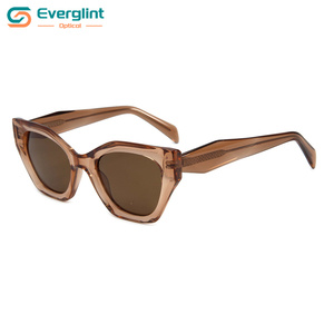 Gafas de Sol Italianas al por Mayor con Montura de Acetato Ojo de Gato TR90, Colores Modernos y Elegantes, Materiales de Alta Gama Seleccionados - Product Image 4