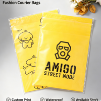 Sacs d'expédition en poly mat opaque recyclables, design éco-responsable à faible teneur en carbone, pliables pour gagner de la place, pour les magasins de vêtements et la logistique en gros