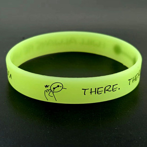 Braccialetti <span class=keywords><strong>in</strong></span> Silicone Personalizzati Divertenti ed Economici 2026, Basso MOQ, Regalo Promozionale, LUMINOSI al Buio - Product Image 2