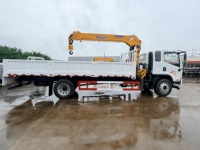 Nouvelle grue montée sur camion FAW 4x2 de 4 tonnes à 4 sections pour la construction, le levage et le transport de marchandises
