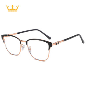 2025 ojo de gato marco óptico de borde completo mujeres y hombres Metal ligero moda adultos lentes recetados populares gafas al aire libre - Product Image 1