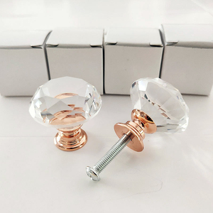 Düşük Fiyatlı 30mm/40mm Modern Tasarım Kristal Mobilya Kolu ve Cam Kapı Topuzu, Dolap Mutfak Yatak Odası İçin - Product Image 1