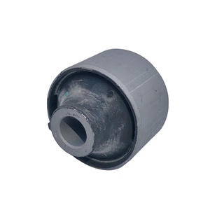 Silentbloc de bras de suspension Acura 51391-TZ5-A01, pièce de rechange inférieure avant pour RDX 19-21 à suspension non indépendante - Product Image 4