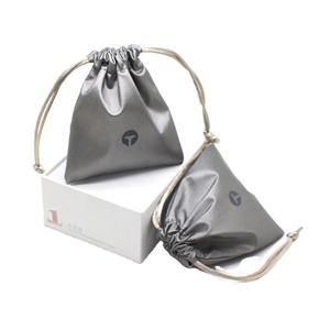 Customized Emboss Leather Cosmetic Gift Drawstring <b>Bag</b> <b>Cream</b> Leather Travel Shopping Gift Jewelry Dust Makeup Pouch - Product Image 5