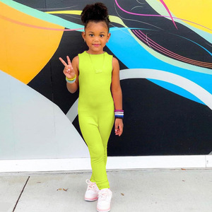 Vêtements pour enfants en gros 2022, nouvelle combinaison sans manches pour filles, mode couleur bonbon, vêtements d'été pour enfants, barboteuses pour bébés filles - Product Image 3