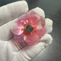 Robe à fleurs en PVC à paillettes pliées à la main de 4cm 3D et décor de chapeaux de chaussures de mariage avec un design élégant à paillettes