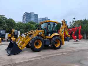 Cargadora Retroexcavadora 4CX Usada Original, Bien Mantenida, Lista para Enviar, Alta Calidad, Precio Económico, en Venta - Product Image 2