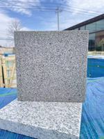 Blocs de granit noir sésame, pierre brute directe de la carrière, pour découpe de dalles de villa, design moderne, finition flammée, tailles personnalisées, vente en gros