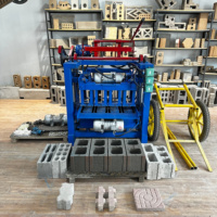 La machine à fabriquer des briques en béton automatisée KX4-35 la plus vendue à l'exportation