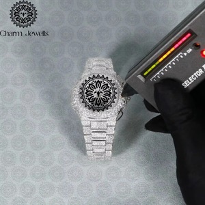 Montre-bracelet en diamant de qualité export, confortable à porter, idéale pour un style de vie et une mode quotidiennes, disponible à un prix raisonnable - Product Image 1
