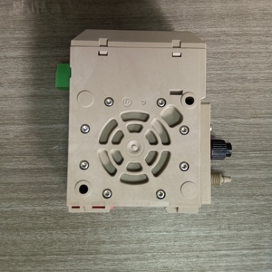 Convertisseur de signal électrique-pneumatique à courant continu IP 6111, matériau aluminium, température de fonctionnement de -20 à +70°C - Product Image 1