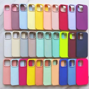 <span class=keywords><strong>Coque</strong></span> de téléphone portable en silicone liquide officielle personnalisable avec logo pour <span class=keywords><strong>Apple</strong></span> <span class=keywords><strong>iPhone</strong></span> 15 Pro Max, <span class=keywords><strong>coque</strong></span> arrière en silicone - Product Image 2
