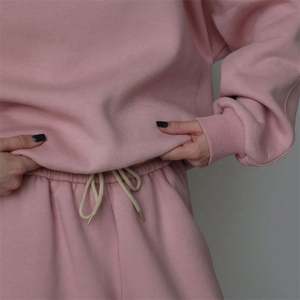 Venta al por mayor Otoño Custom Oversize Fleece Cozy Women Crewneck Jumper Pantalones de chándal Chándal Conjunto de chándal - Product Image 6