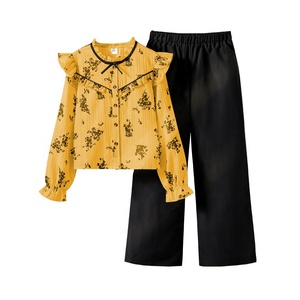 Set camicia a maniche lunghe con stampa in pizzo e pantaloni a gamba larga per ragazze - Moda primaverile per ragazze dai 4 ai 10 anni - Product Image 5