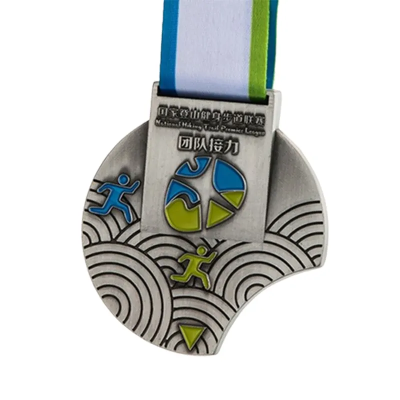 Medallón Pequeña medalla de oro de premio con cinta eventos premio presenta deporte medalla en blanco personalizada