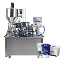 Machine de remplissage et de scellement de liquide en continu automatique Moteur de pompe pour gobelets en plastique Feuille d'aluminium pour l'emballage de boissons à la crème glacée